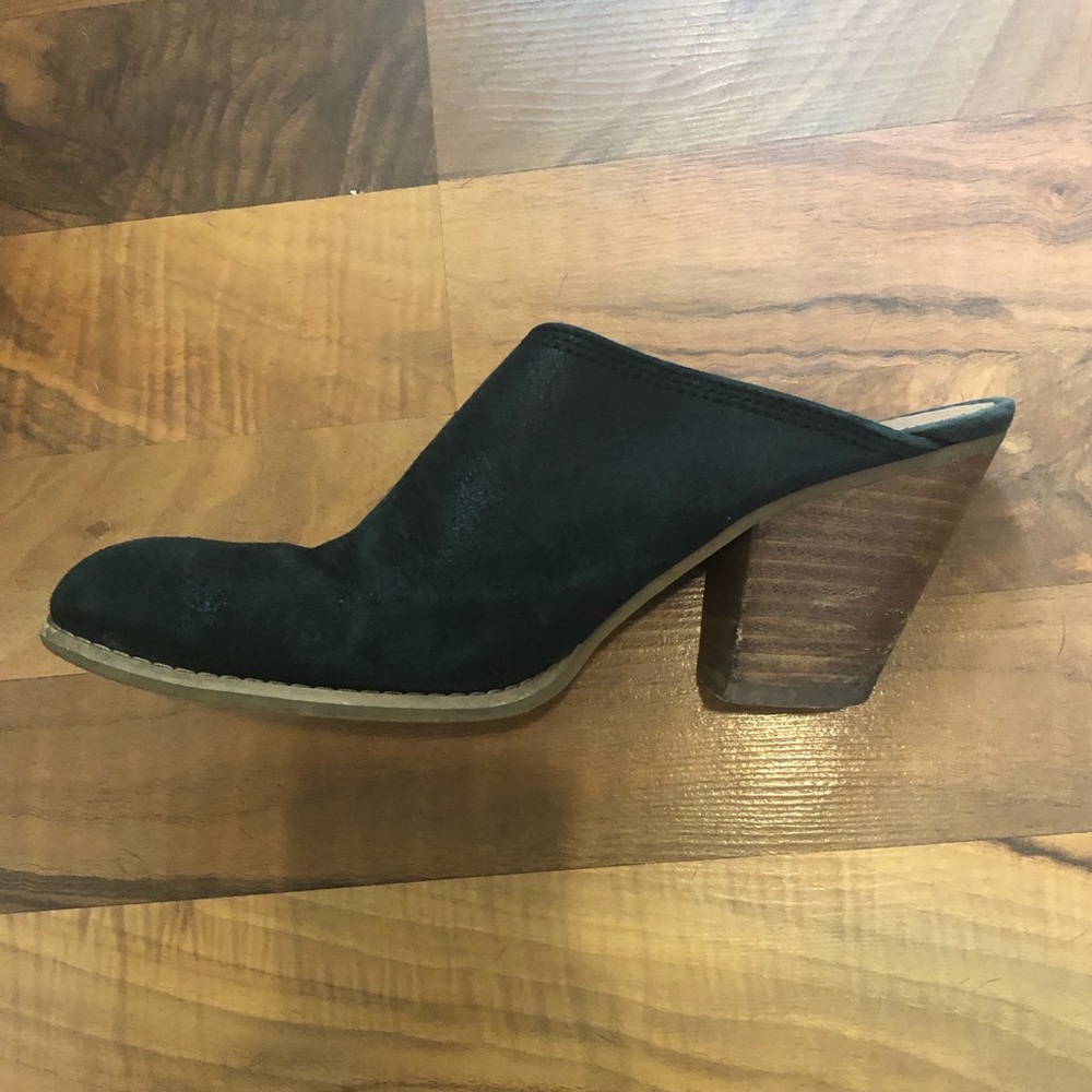 ‼️SOLD ON MARKETPLACE‼️ Black Suede Clogs